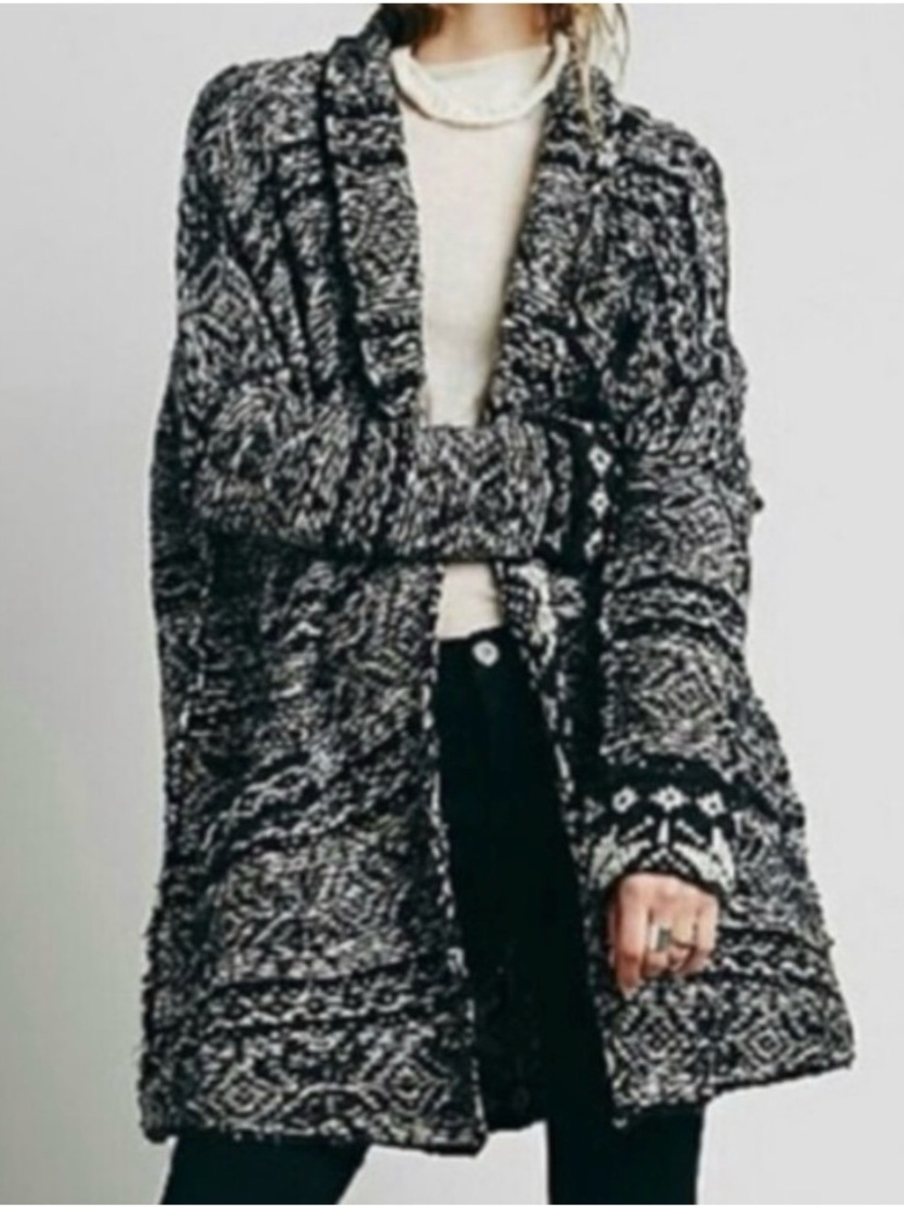 Free people hidden snowflake cozy Black & ivory Patterned Open-Front Cardigan m